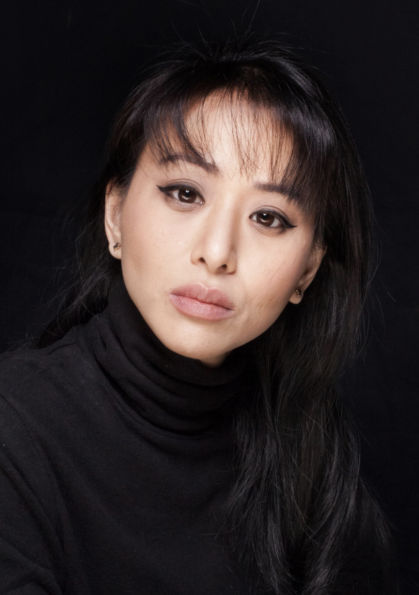 glamour shot of Maria Tran